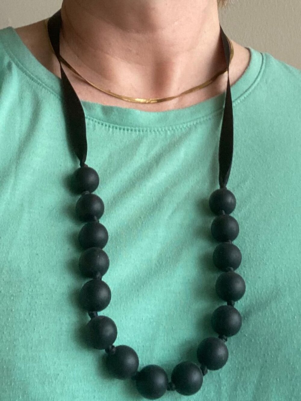 CB by Chewbeads 100% silicone chewable necklace (for teething babies)